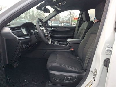 2024 Jeep Grand Cherokee Laredo