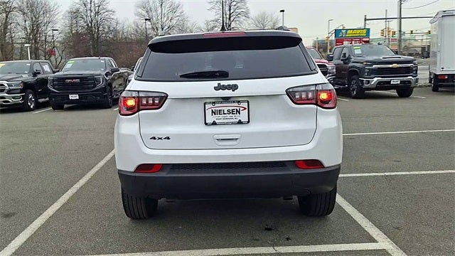 2023 Jeep Compass Altitude