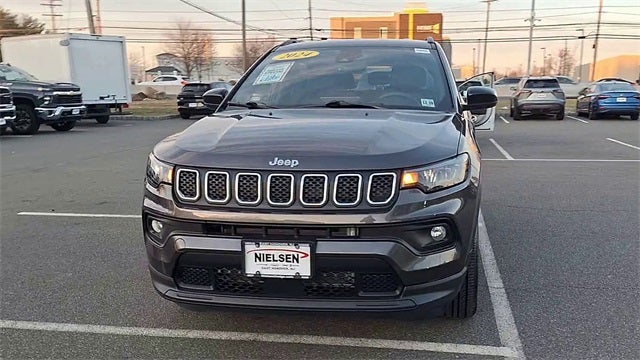 2024 Jeep Compass Latitude Lux