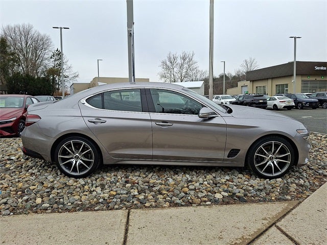 2023 Genesis G70 2.0T