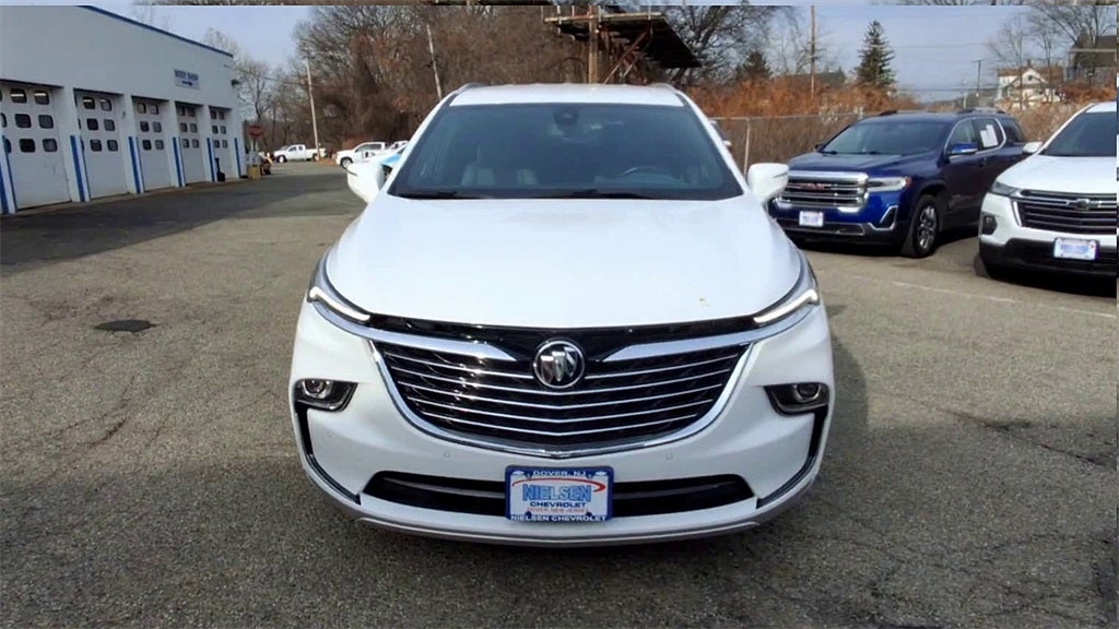 2024 Buick Enclave Essence
