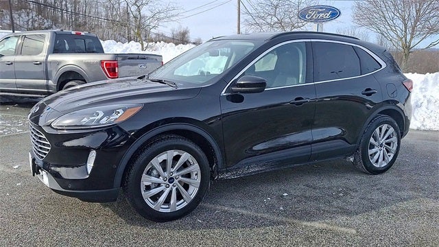 2022 Ford Escape Titanium
