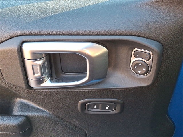 2022 Jeep Wrangler Unlimited Willys