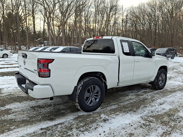 2025 Nissan Frontier SV