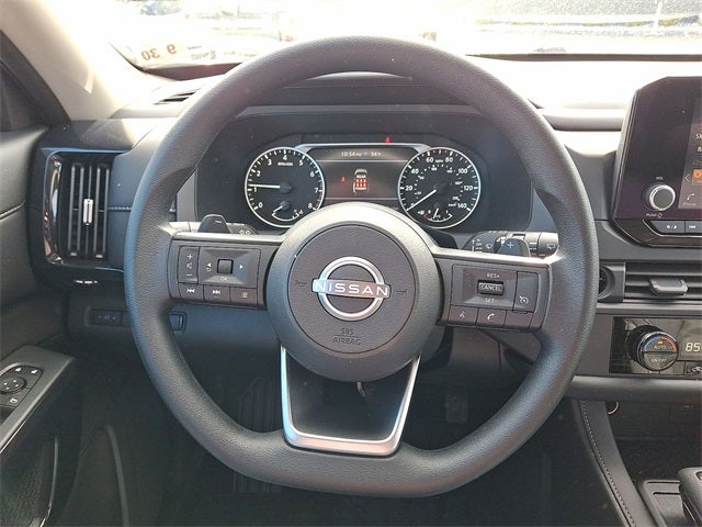 2025 Nissan Pathfinder S