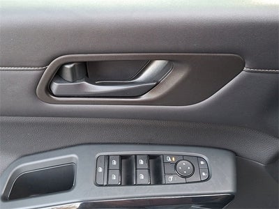 2023 Nissan Pathfinder S