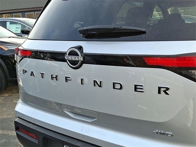 2023 Nissan Pathfinder S