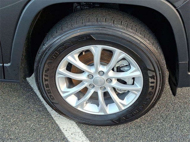 2022 Jeep Cherokee Latitude Lux