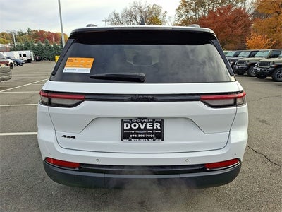 2022 Jeep Grand Cherokee Altitude