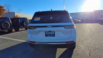 2024 Jeep Grand Cherokee Laredo