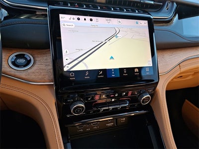 2023 Jeep Grand Cherokee Summit