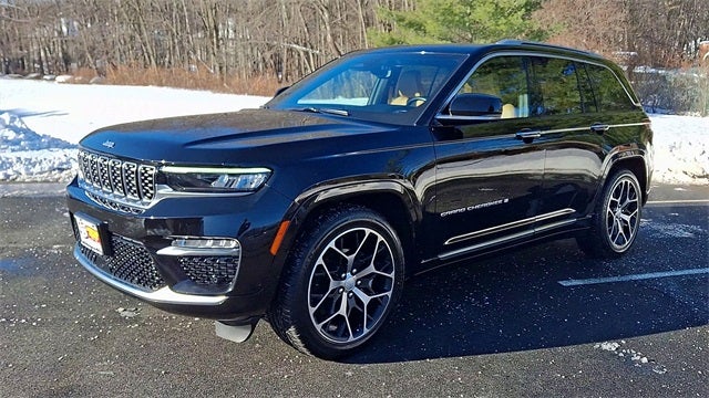 2023 Jeep Grand Cherokee Summit