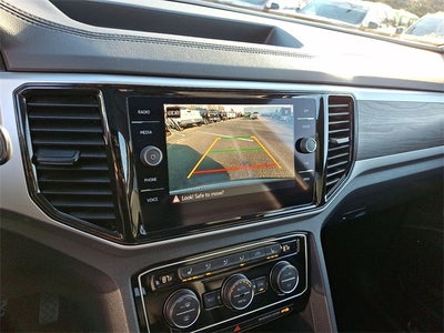 2022 Volkswagen Atlas 3.6L V6 SE w/Technology