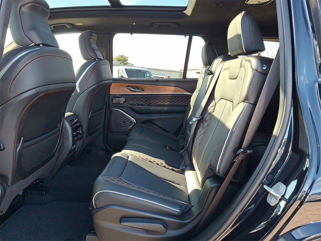 2024 Jeep Grand Cherokee L Summit