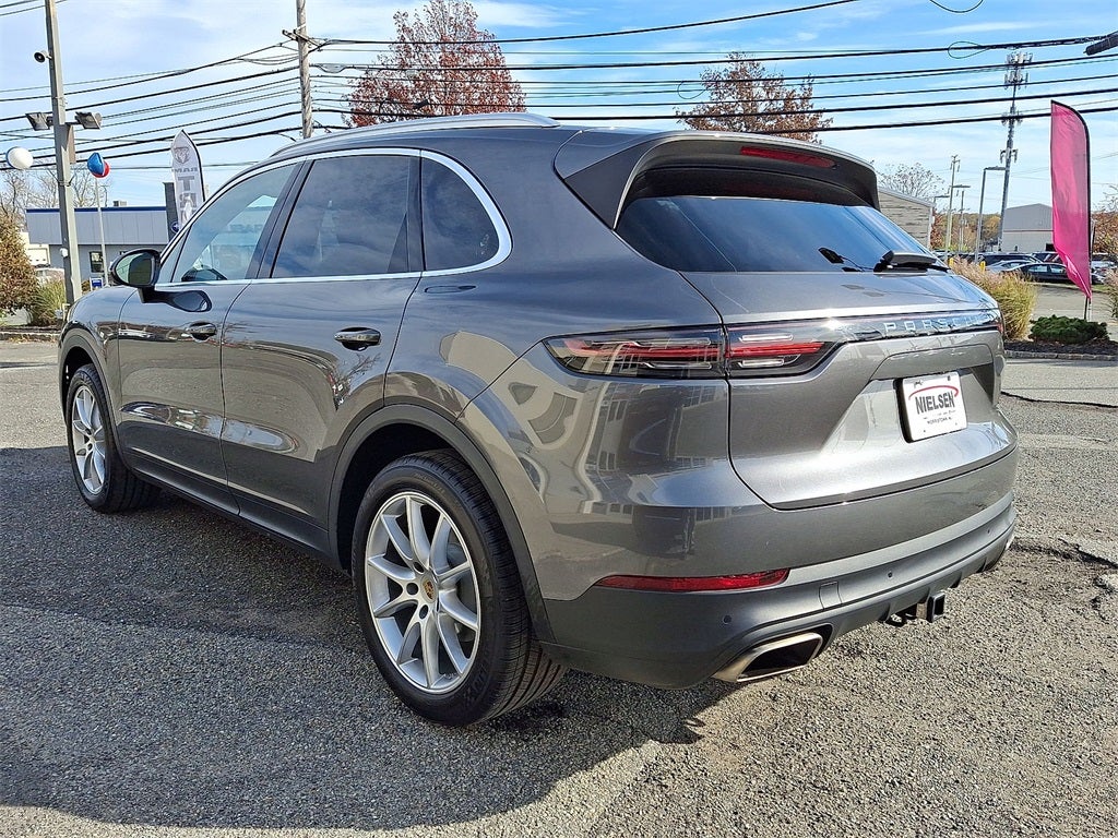 2023 Porsche Cayenne Platinum Edition