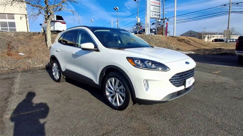 2022 Ford Escape Titanium