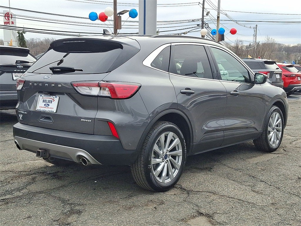 2022 Ford Escape Titanium