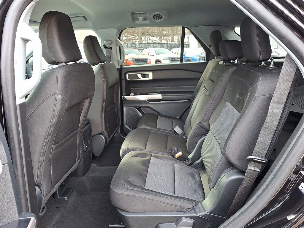 2023 Ford Explorer XLT 4WD