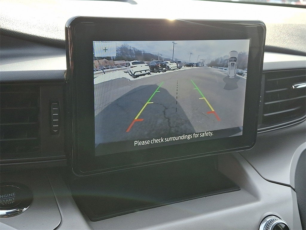 2023 Ford Explorer XLT 4WD