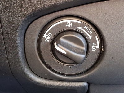 2023 Nissan Frontier SV SV CONVENIENCE & TECH PKG 4X4