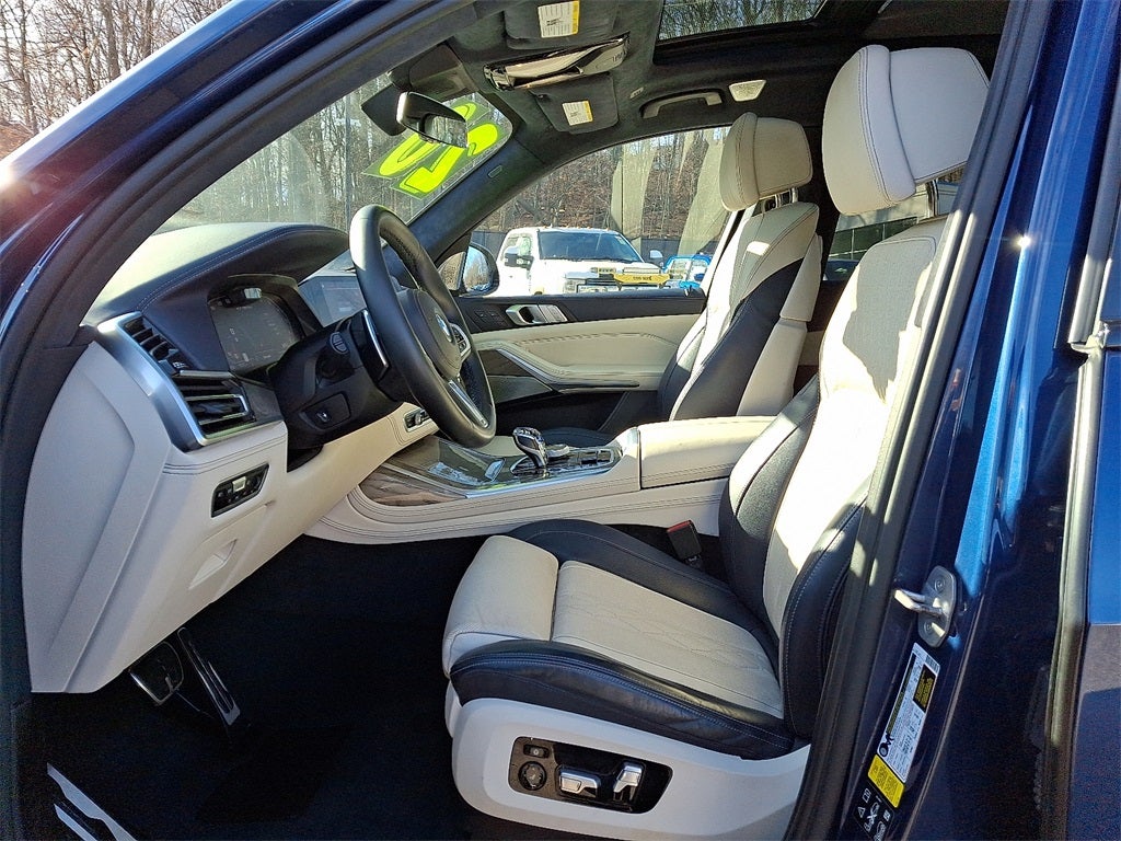 2020 BMW X7 M50i Dynamic Handling, Driving Assistance, Executive, C