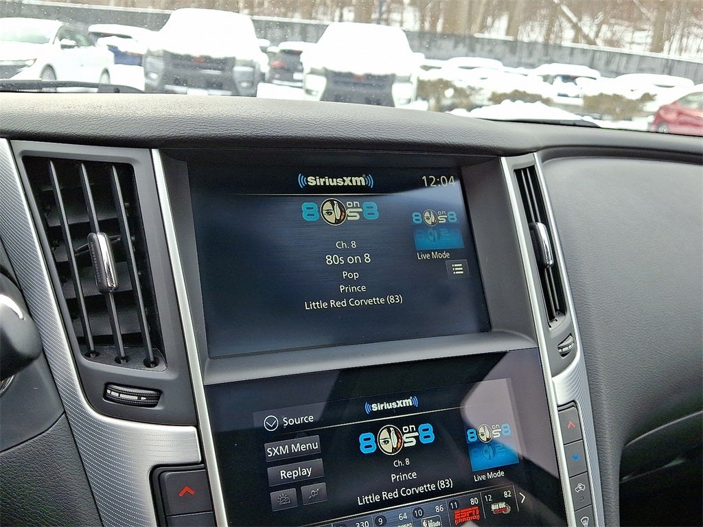 2022 INFINITI Q50 LUXE AWD