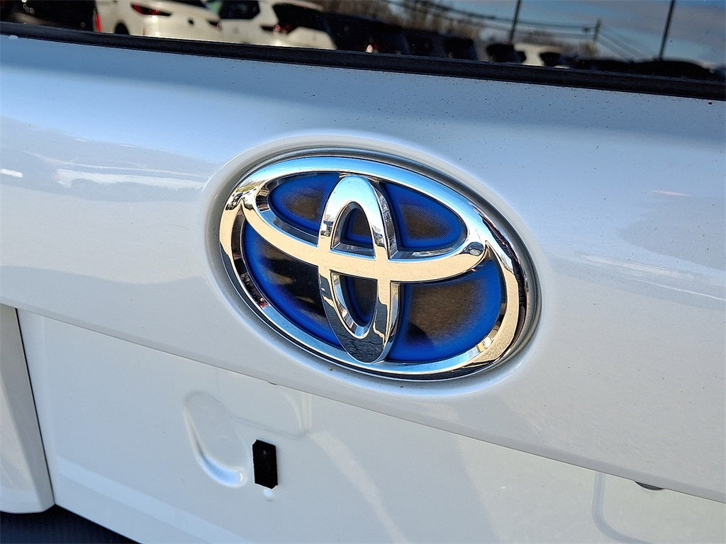 2019 Toyota Prius LE AWD-e