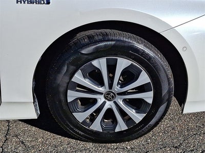 2019 Toyota Prius LE AWD-e